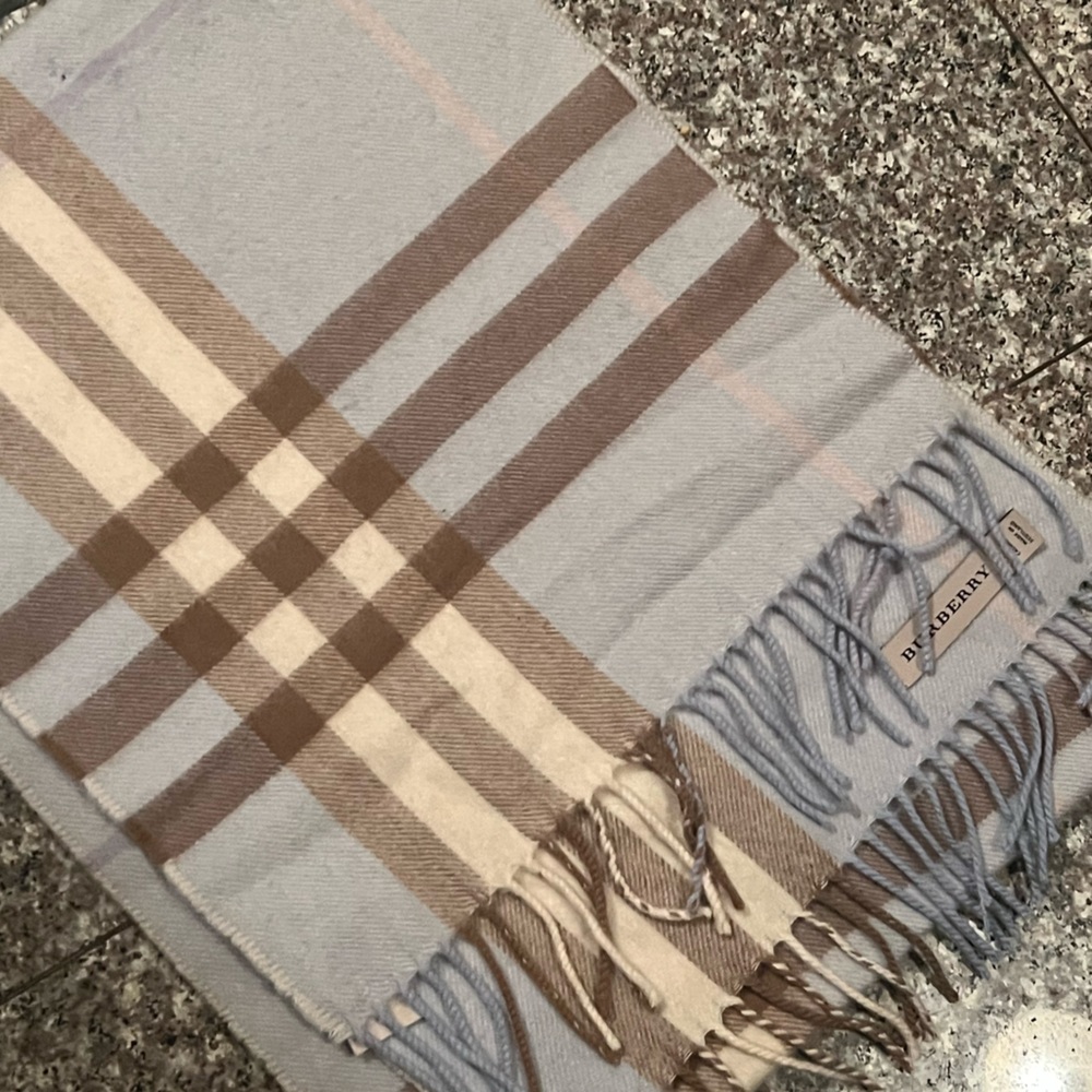 Burberry Cashmere Tartan Scarf